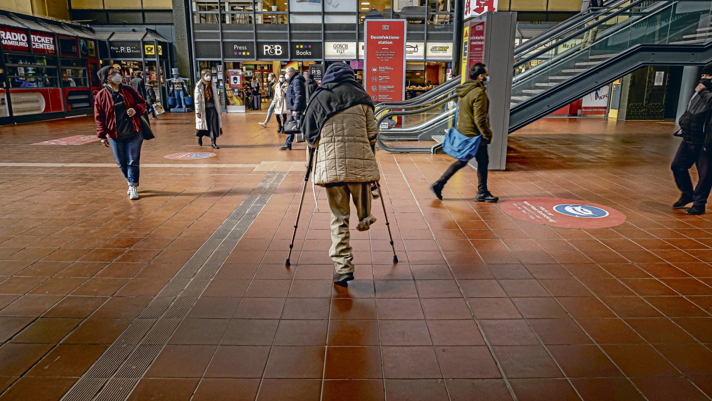 Pauvreté à Hambourg : Gare centrale de Hambourg : les misérables devraient disparaître