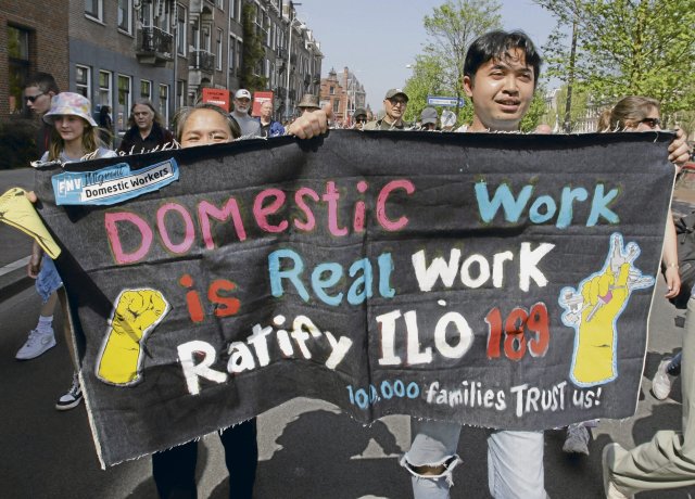 Protest am 1. Mai in Amsterdam – Haushaltsangestellte gehen ansonsten selten für ihre Forderungen auf die Straße.