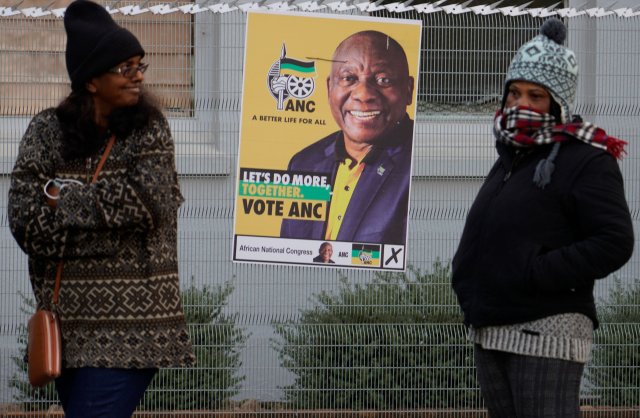 Die südafrikanische Regierungspartei ANC hat bei den Parlamentswahlen ihre absolute Mehrheit eingebüßt.