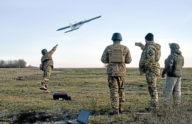 Künstliche Intelligenz hilft unter anderem ukrainischen Drohnen, Ziele zu erkennen.