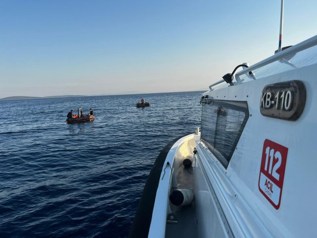 Zuletzt hat die türkische Küstenwache am Mittwoch einen Pushback auf See dokumentiert, insgesamt dürften es Hunderte sein.