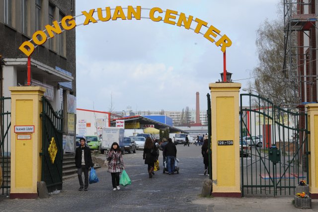 Im Dong-Xuan-Center in Lichtenberg wird vier Tage lang vietdeuts...