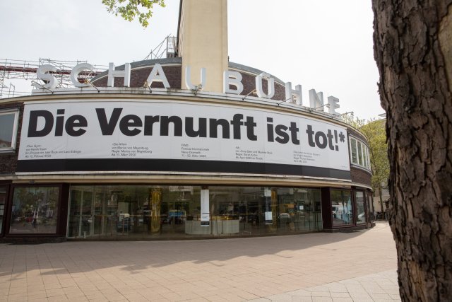 In diesem Moment war der Keller der Schaubühne noch völlig trocken