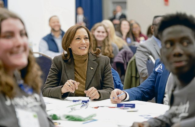 Kamala Harris wird auf die Hilfe vieler freiwilliger Wahlkampfhelfer angewiesen sein.