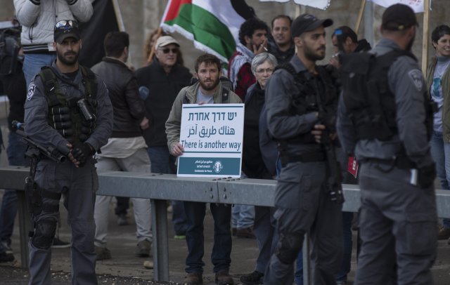 Demonstration von Israelis und Palästinenser für Frieden