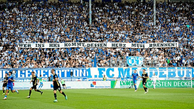 Football: 1. FC Magdeburg: Amazing united front and flowers of evil