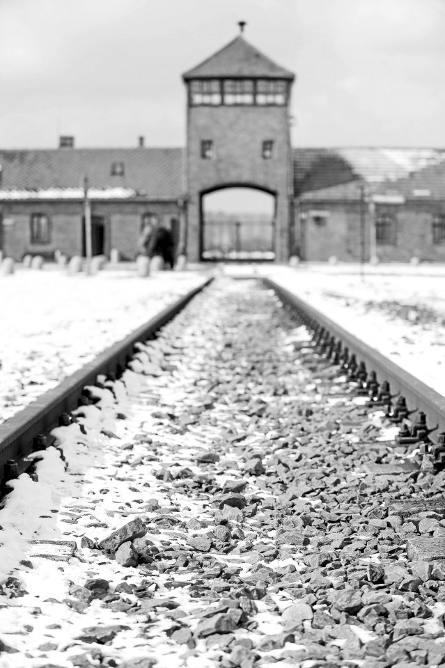 Das Tor des NS-Vernichtungslagers Auschwitz-Birkenau. Hier wurde auch das Ehepaar Maass ermordet.