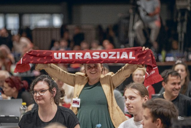 Die Linke will sich wieder stärker als soziale Kraft profilieren. Doch Sozialberatung allein wird sie nicht aus der Krise führen, meint Nils Dietrich.